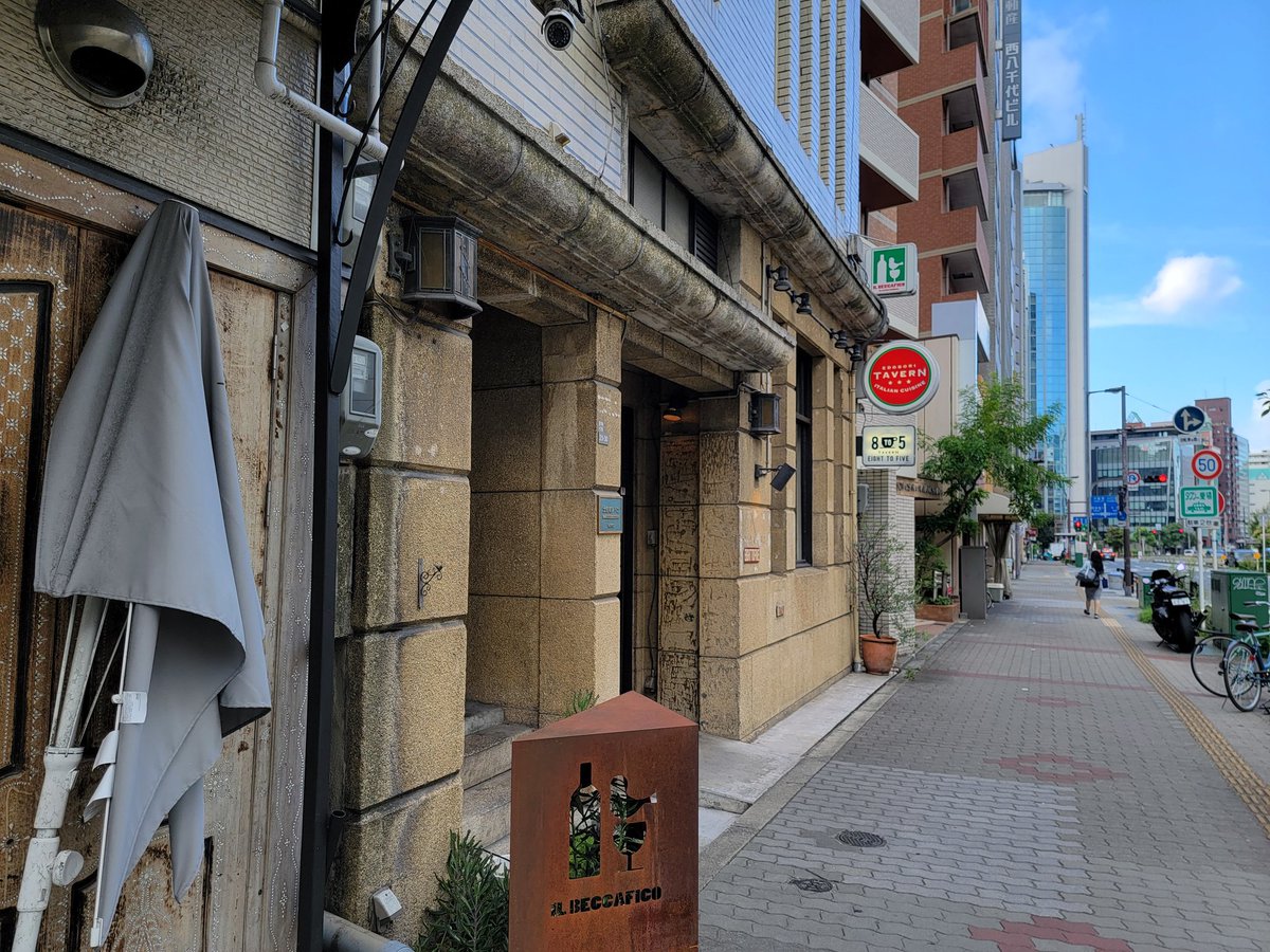 KuboNtaka's tweet image. #モーニングツー
 #大阪市西区
 #8to5
 #エイトトゥファイブ
 #アメリカンブレイクファースト
 #ZRX1200DAEG
前に置いて撮りたかったけど、朝から店外にお客さん並ぶ程の人気店で撮れず💦

                                               ﾏﾀｲｺ-