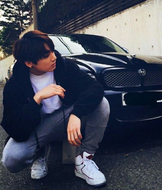 homeisjungkook tweet picture