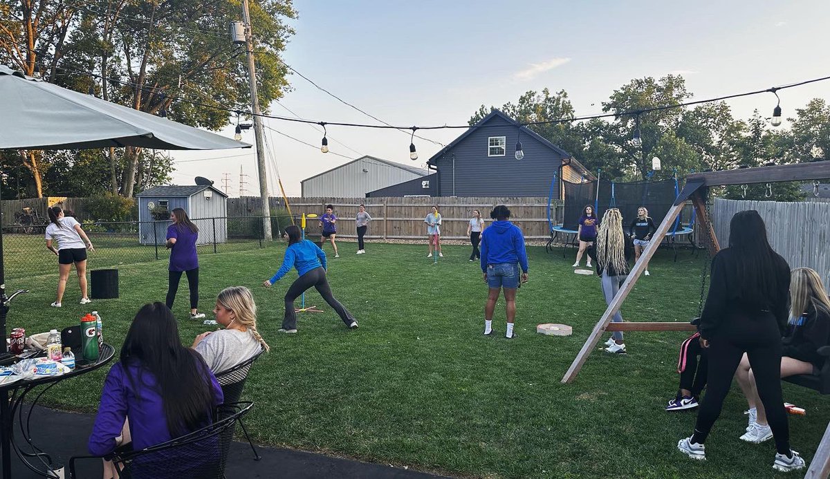 fontbonnewbb's tweet photo. Ate tacos, threw frisbees/washers and snipped each other with gel blasters. https://t.co/QI02i6UA2W