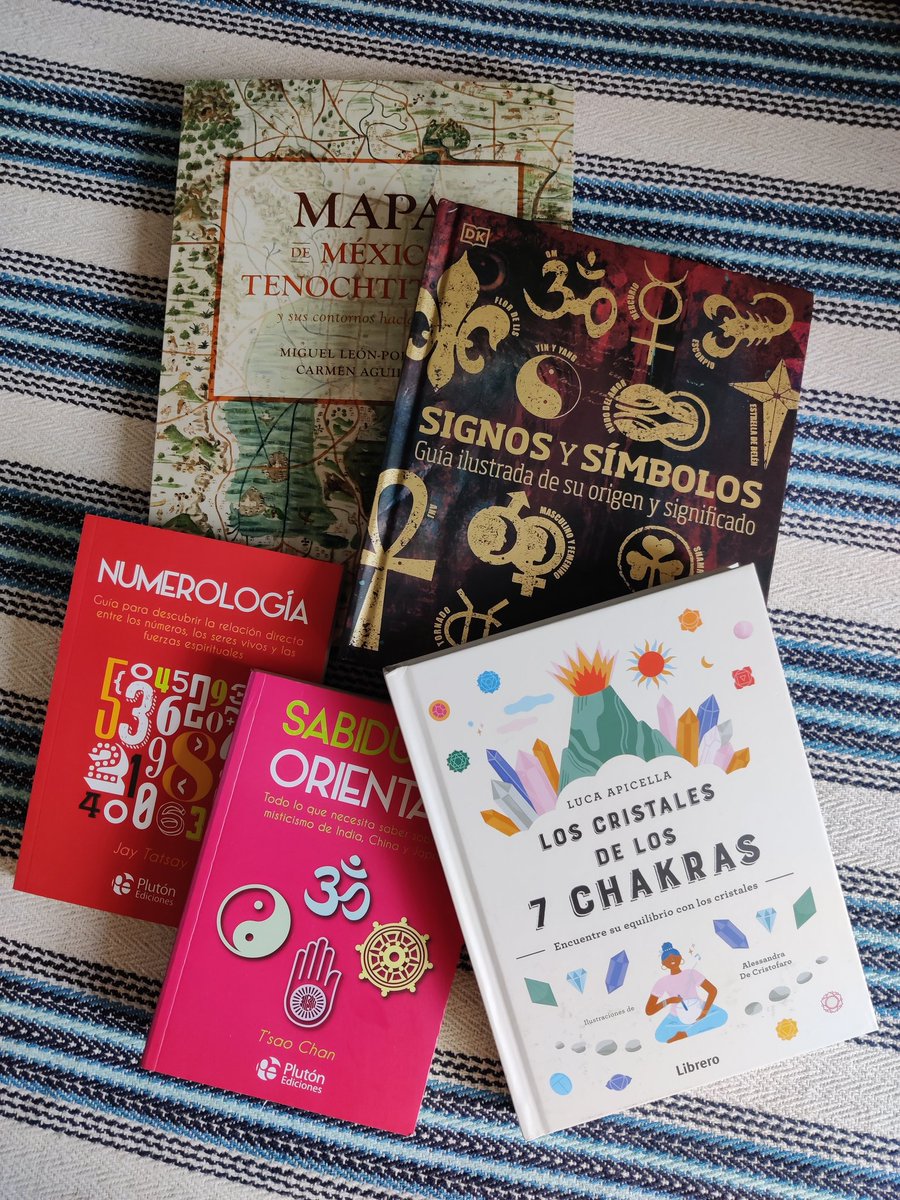 ALANDZUL's tweet photo. Nuevos Libros Para Amenizar Mi Existencia 😁📚🤩
#libros #nuevoslibros #librosnuevos #maslibros #leer #leerparavivir #leerparacrecer #leerparaaprender #leerparalavida #leerquitalopendejo @LibreriasGandhi https://t.co/iCm53qDhUW