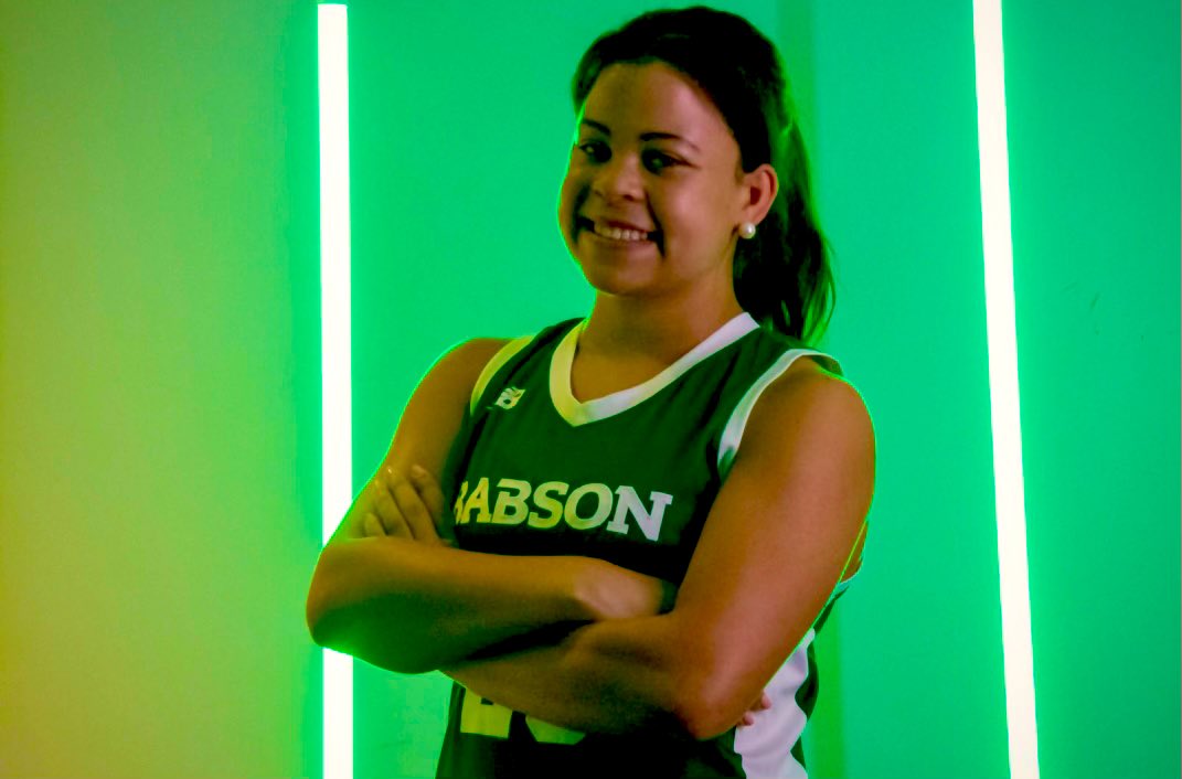 Madison Hart tweet media