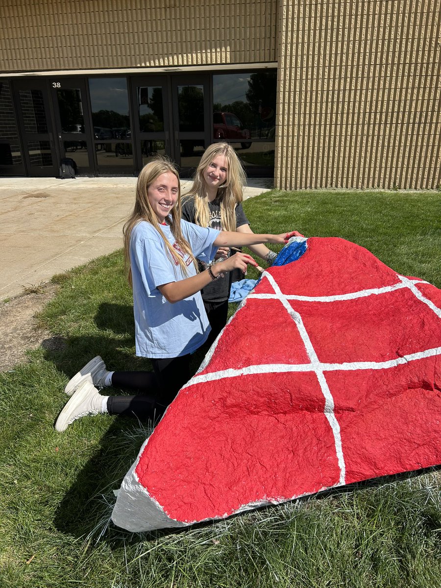 Ms. Stowell 🌻 tweet media