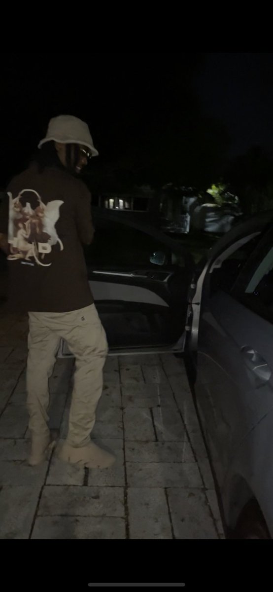 AlGreezyBaby's tweet photo. https://t.co/grPptAjp9v