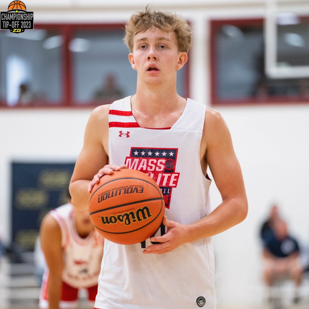 2024’s Braden De Zutter (<a href="/bradendezutter/">Braden De Zutter</a>) from Advanced Math and Science Academy has been putting in some serious work since last Spring season. A breakout weekend <a href="/ZeroGravityBB/">Zero Gravity Basketball</a> #FallTipOff showing off his playmaking skills, scoring ability and defensive prowess