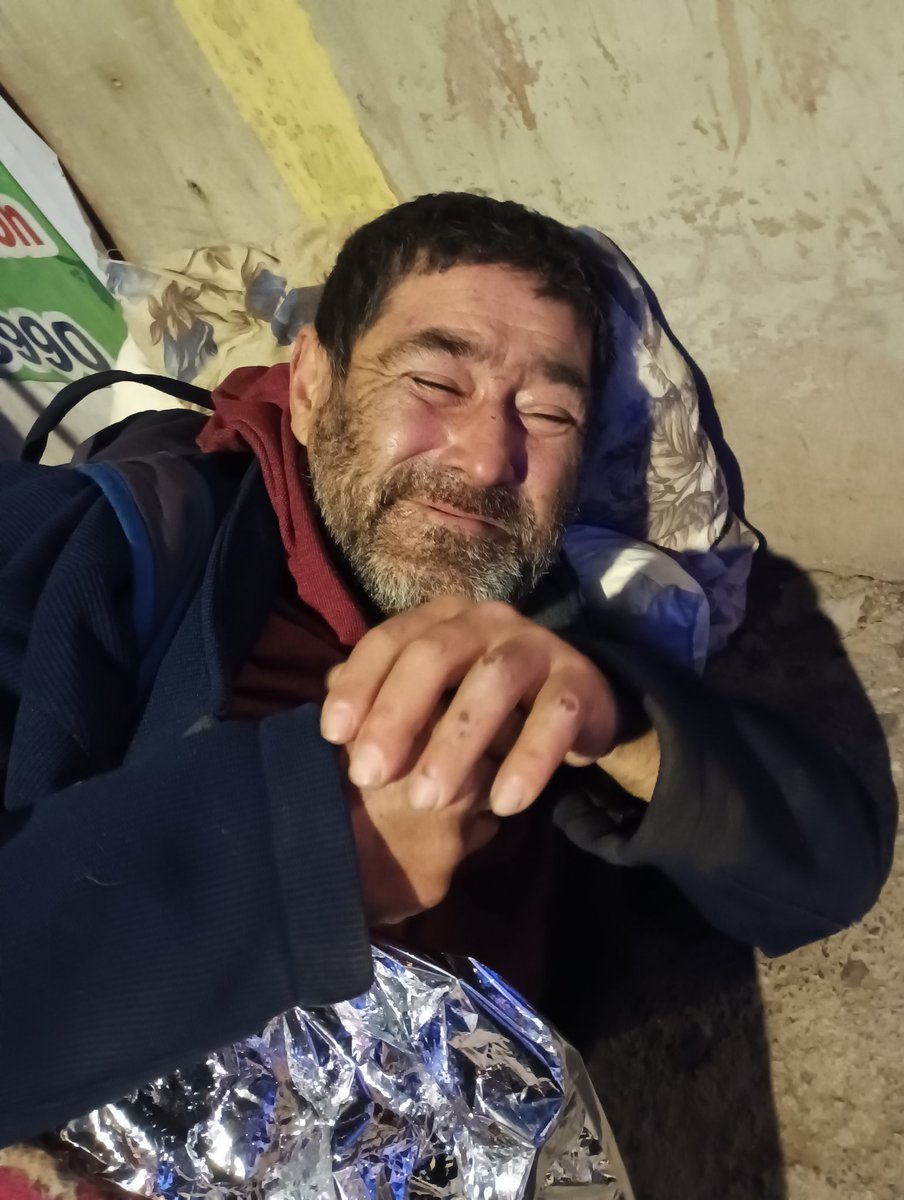 mtlombardic's tweet photo. Caballero perdido .. lo encontramos en Peñalolén .. su nombre es Hardy Riffo .. RT @Trespuntosradio #perdido #personaperdida #fiestaspatrias https://t.co/IgX3DS7d0V