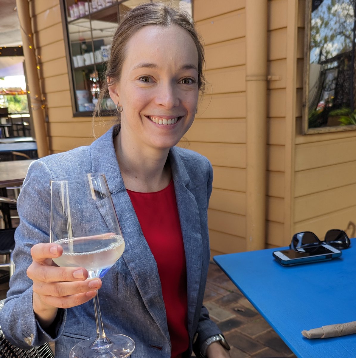 FrancoisRBertin's tweet photo. Kate Kemp, my outstanding PhD student, has aced her final #PhD review with flying colours! Stay tuned for her exciting #Research on #Insulin and #Laminitis in #Horses. Thank you @Morris_Animal for the support!
#UQSVS #UQVETS #HDR #WomenInStem https://t.co/KC3Pd7ZGjV