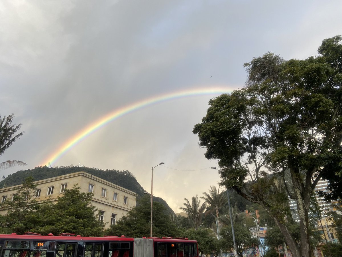 jennyfer_oh's tweet photo. @escritosrame Bogotá, Colombia ✌🏼 https://t.co/1LwRYnaWiw