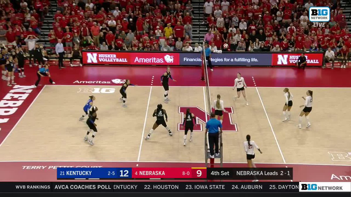 husker volleyball game live