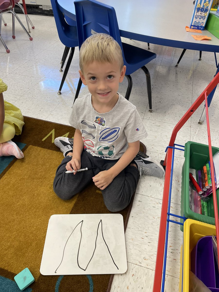 Mrs. Zumpetta tweet media