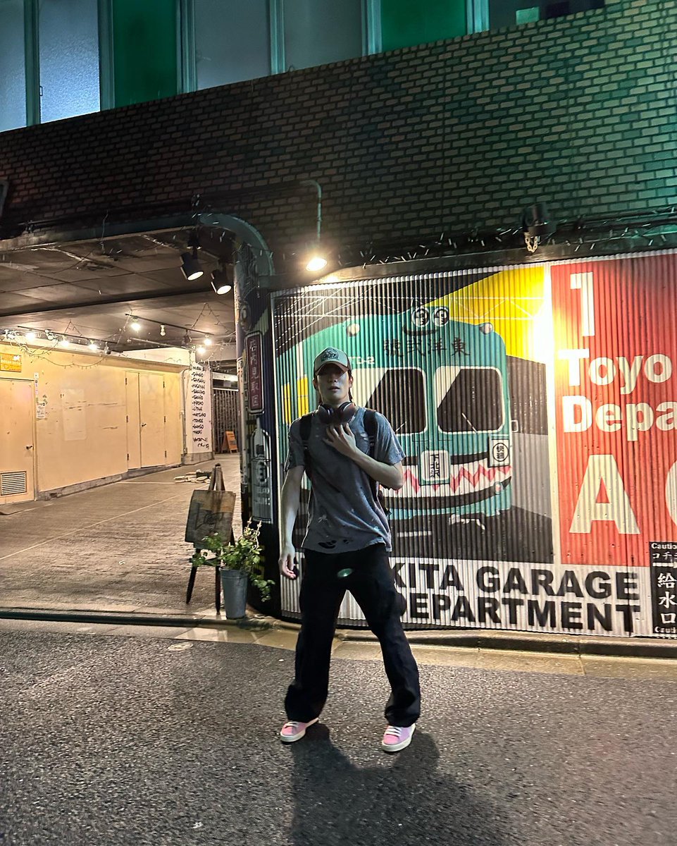jungwoo_jp's tweet photo. NCT 聖地巡り NCT NATION 編

ジェヒョン (リプに写真続きます)

1〜5枚目
📍〒155-0031 東京都世田谷区北沢２丁目２５−８

6〜8枚目
📍〒155-0031 東京都世田谷区北沢２丁目２６−５

9,10枚目
📍〒155-0031 東京都世田谷区北沢２丁目２６−２ 鰺坂ビル付近 https://t.co/LY3cELV8Mk