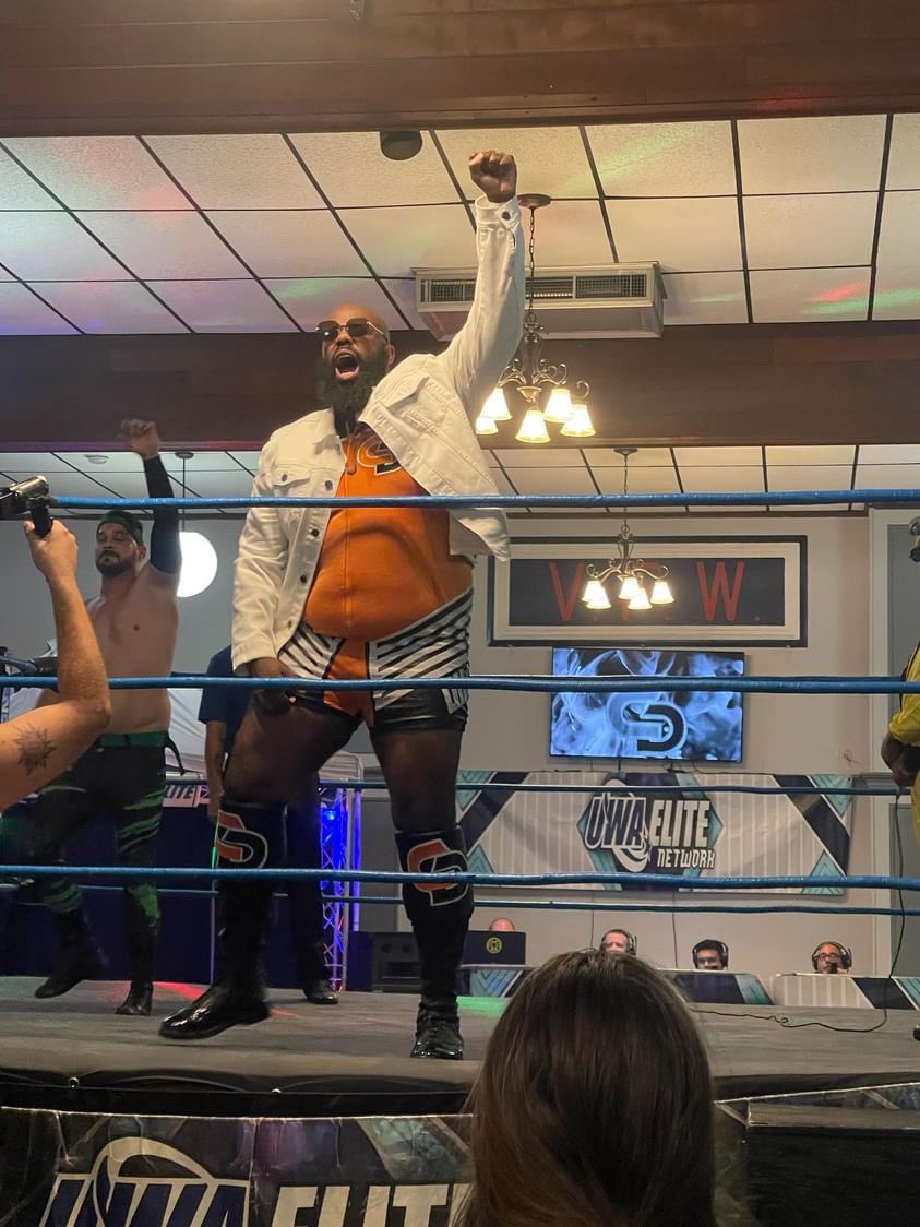 CoreyDillinger_'s tweet photo. When I step in the room. I Demand attention/ respect. Put some respect on my name.
.
.
#respect #prowrestling #levelyourselfup #newjersey #liveyourbestlife #uwaelite https://t.co/eqbGBXnoDi