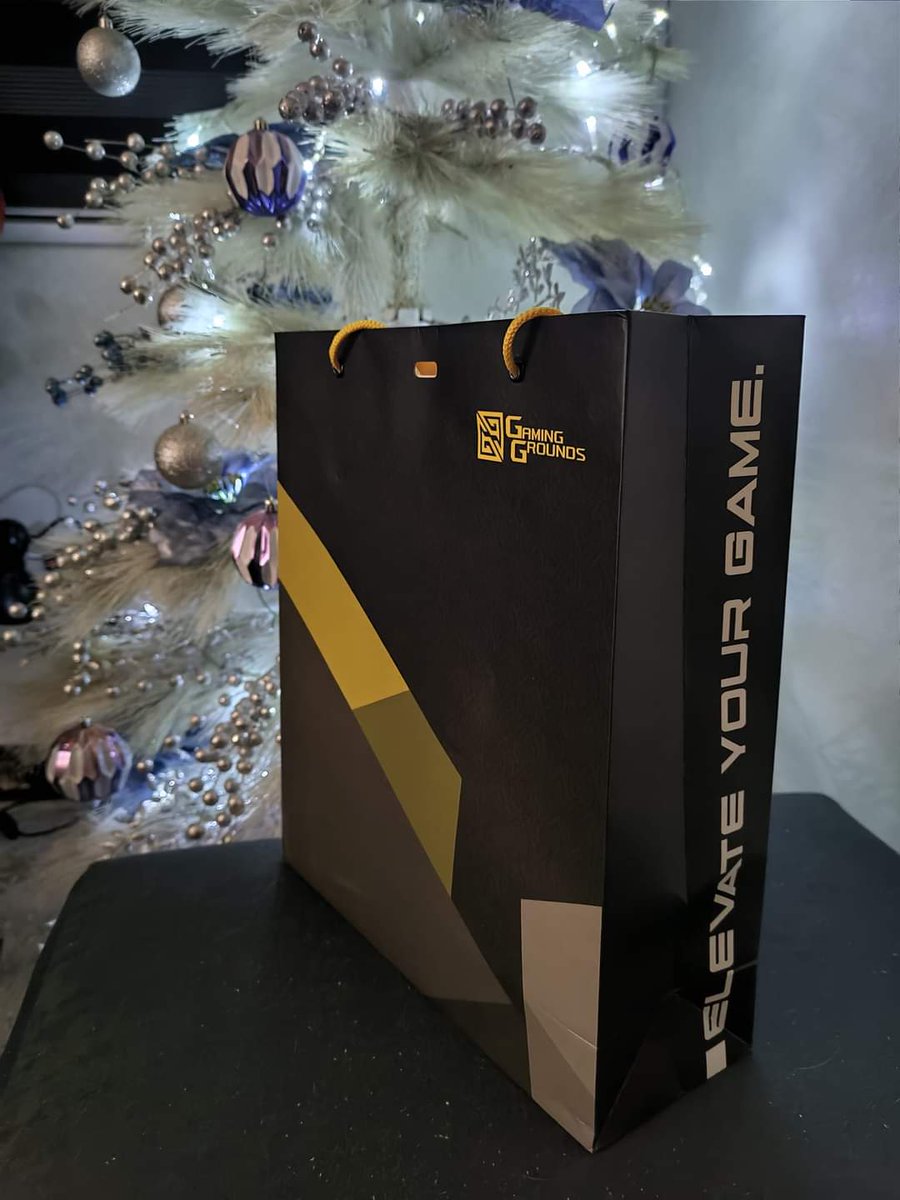 BlakeyTuta's tweet photo. Happy 1st anniv #ROGPhone5
#NonGamer #plhiv https://t.co/MvQKiFlu2d