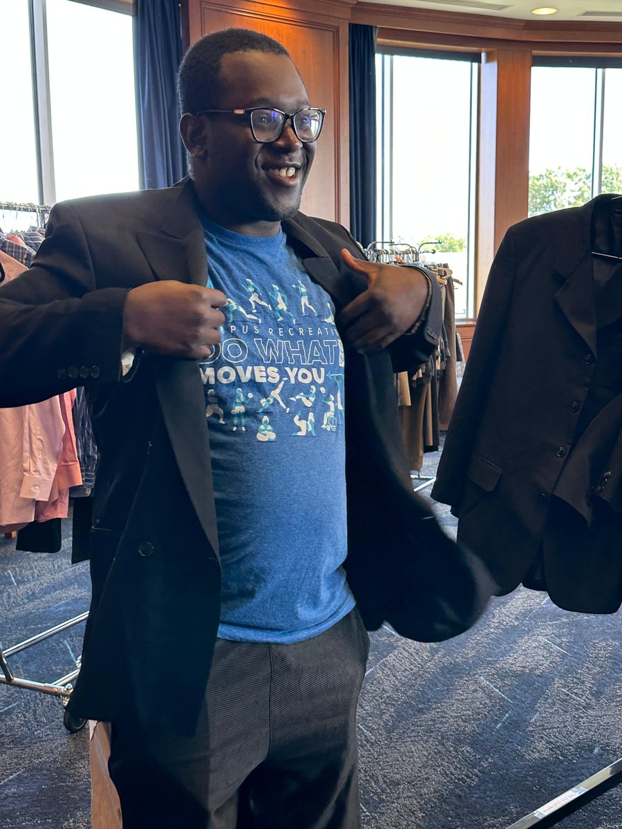 MemphisAlumni's tweet photo. On Thursday, the @UofMfirstgen and @UofMCareer provided students free access to career advice & professional attire clothing closet. We appreciate the support of our #MemphisAlumni and UofM departments for donating professional attire for these students.
#DrivenbyDoing #GTG ๐ฏ๐ https://t.co/s5yyJNUExf