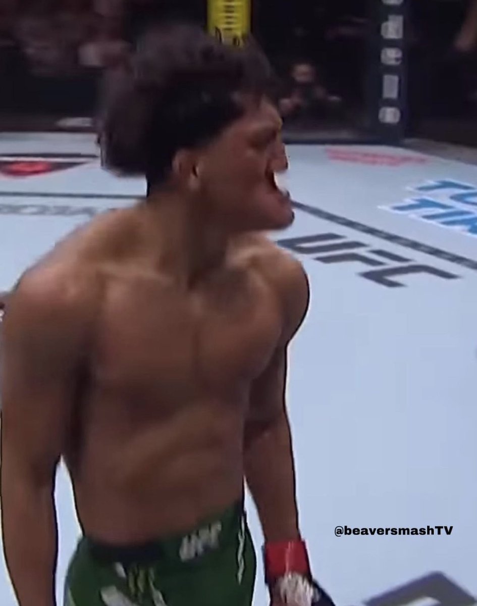 MMAUNCENSORED1's tweet photo. He’s Back! https://t.co/bd3XBk5D9u