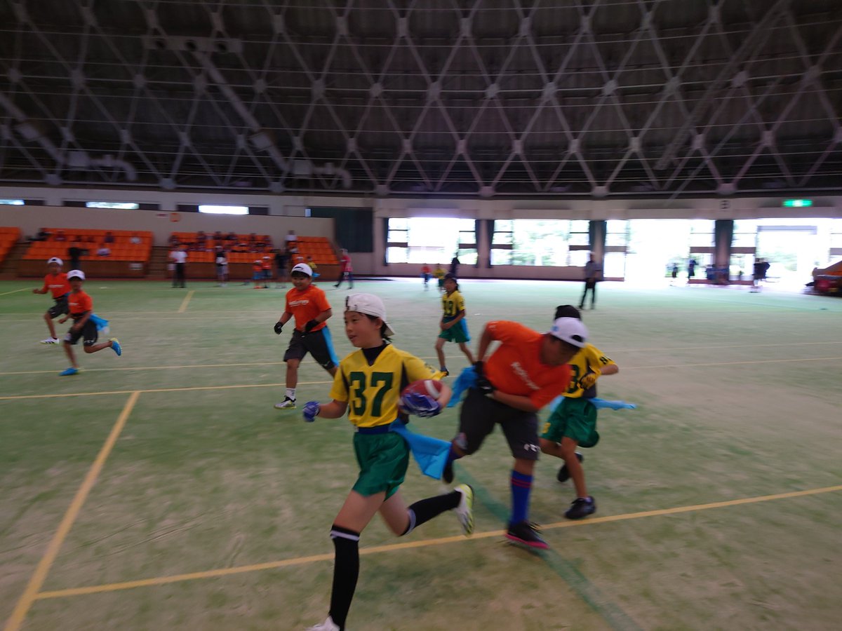 hikoneRK's tweet photo. 第1回長浜FLAGGAMES

小学生チーム、中学生チーム、社会人チーム、すべてのカテゴリーが集まってのフラッグフットボール大会😁

どのカテゴリーもフラッグ楽しんでます✨ https://t.co/nhL2tJuNe9