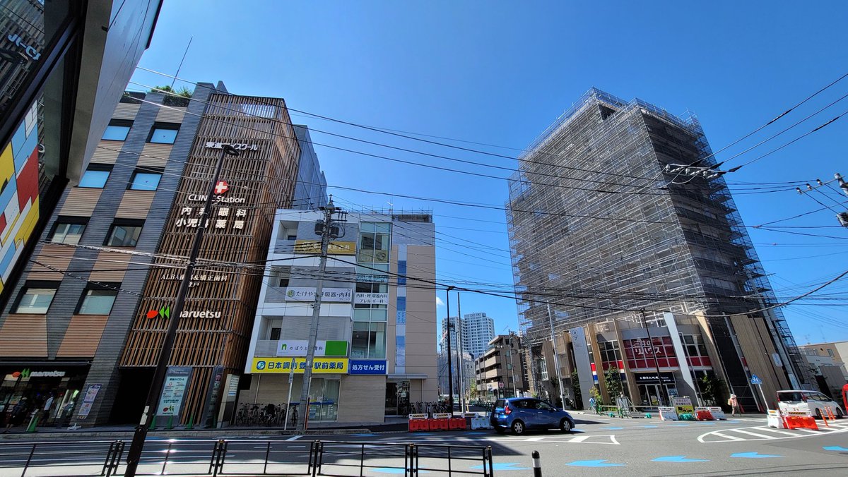 NoboritoY's tweet photo. ほぼ区画整理の終わった登戸駅西側の殺風景な光景 https://t.co/qRcPkNJNeR