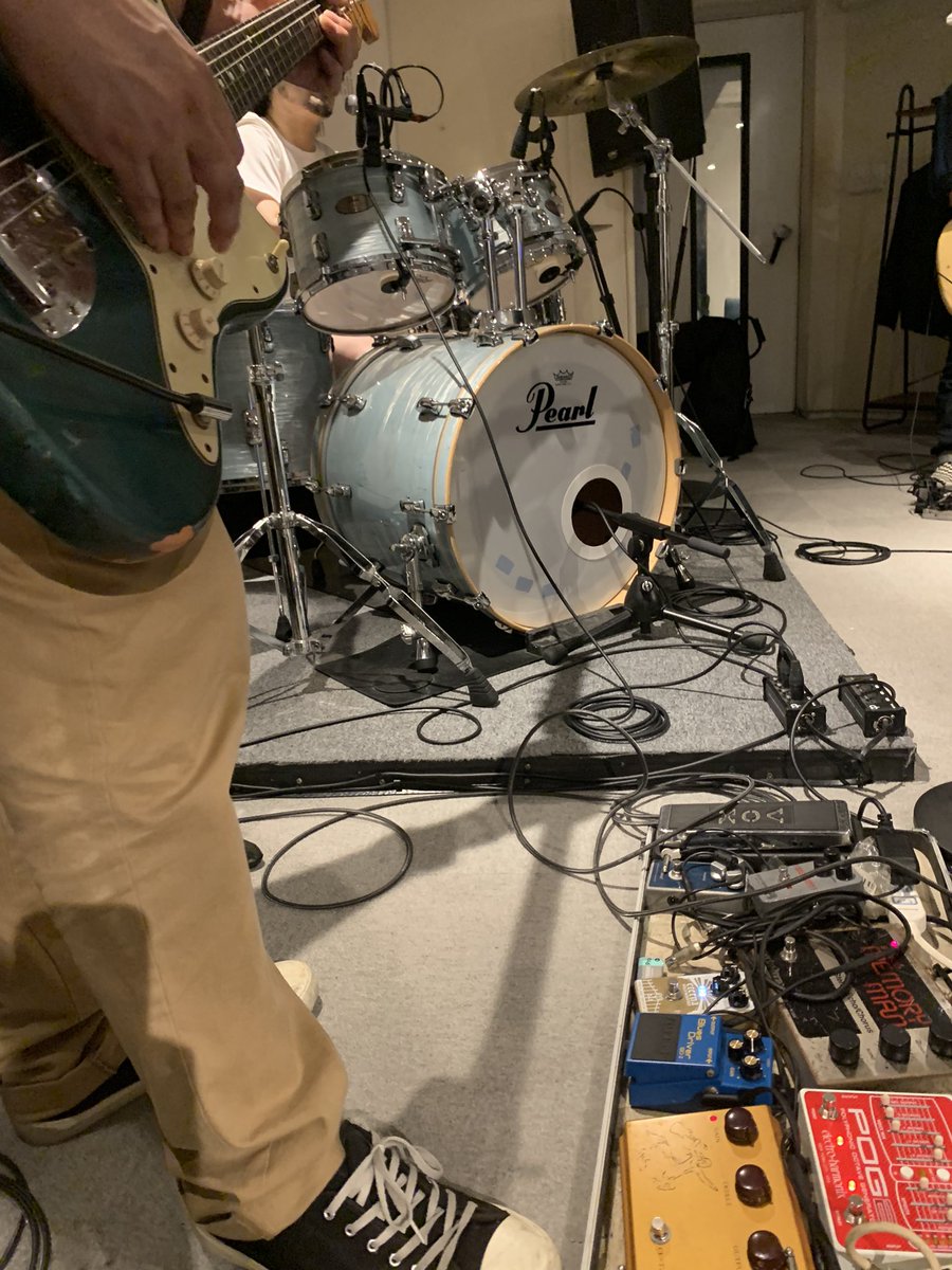 ギターの人のボードとギターです！
#wearemekyos
#ehx
#boss