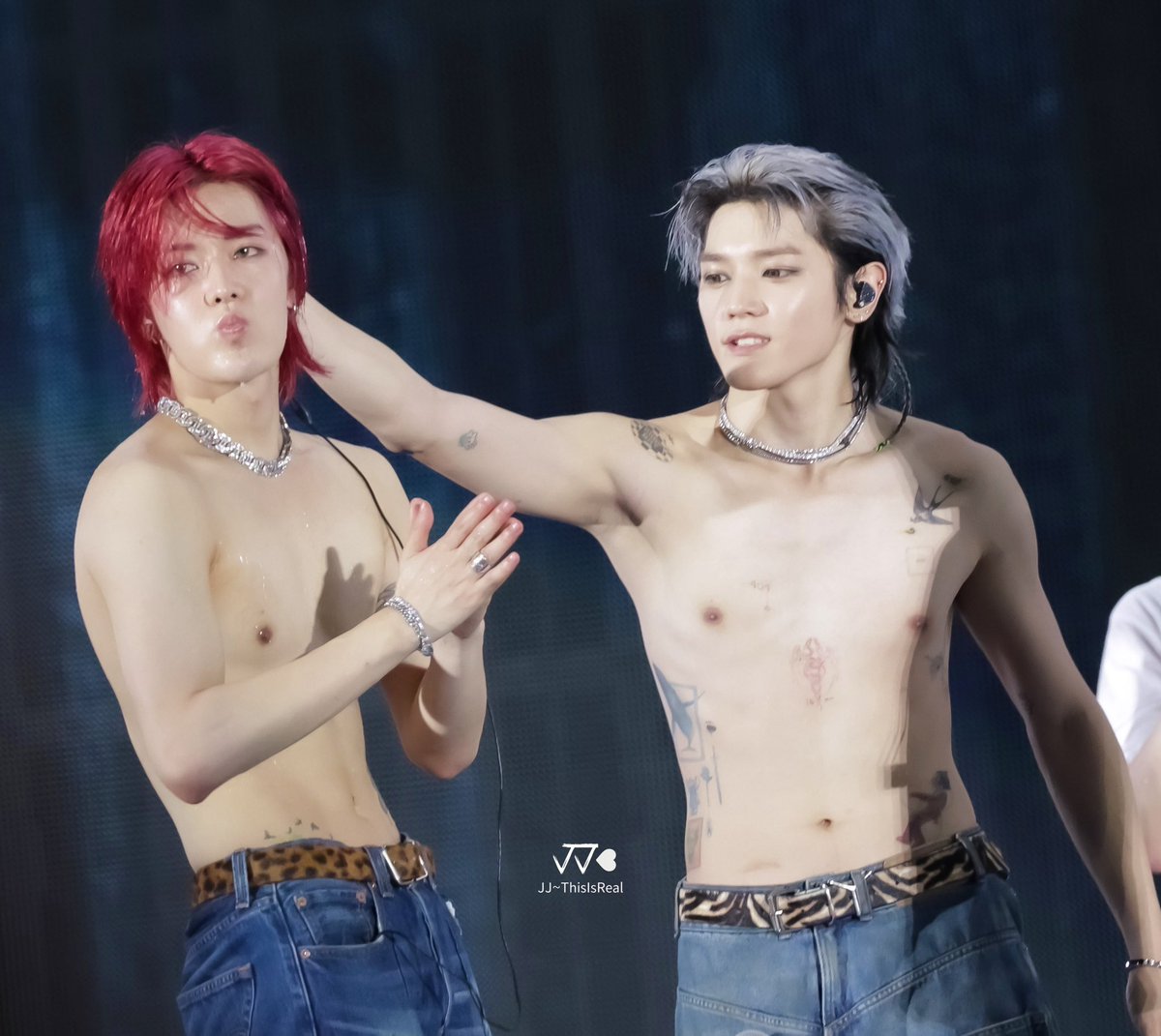 yutyongie's tweet photo. cant believe nct 127 has 2 of the finest looking anime men on their team https://t.co/hRbH8ljmor