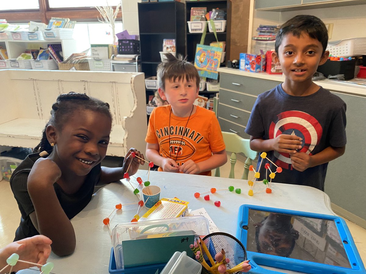 Sizemore2nd's tweet photo. Dot Day Fun… https://t.co/tZPRU0SA9b