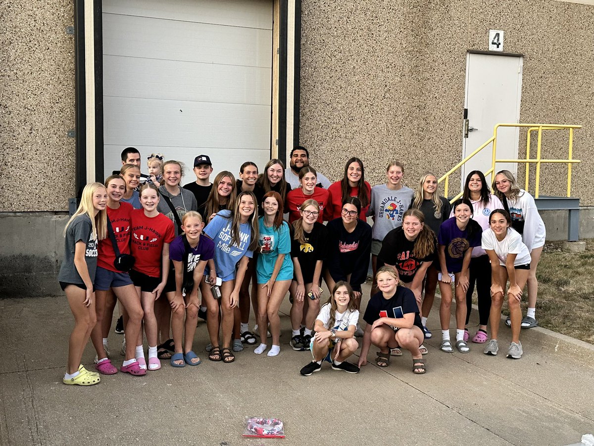 J-Hawk Girls Basketball tweet media