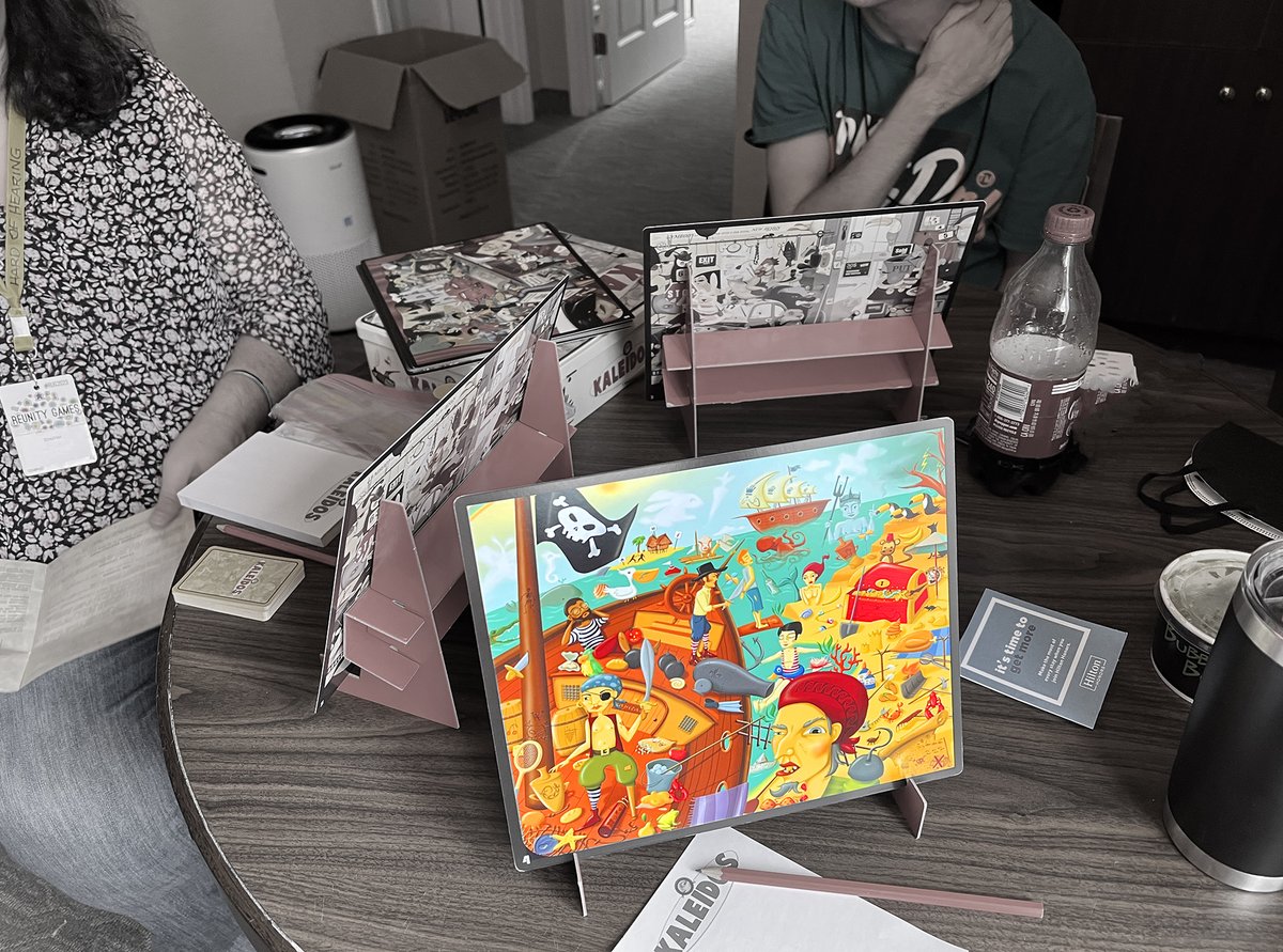 MeepleMaven's tweet image. Periodically I enjoy hunt-and-search puzzles.  #Kaleidos makes it into a competitive affair as a #boardgame though I just like the &amp;lt;playing together&amp;gt; part vs. tracking scores. #ReUnityGames