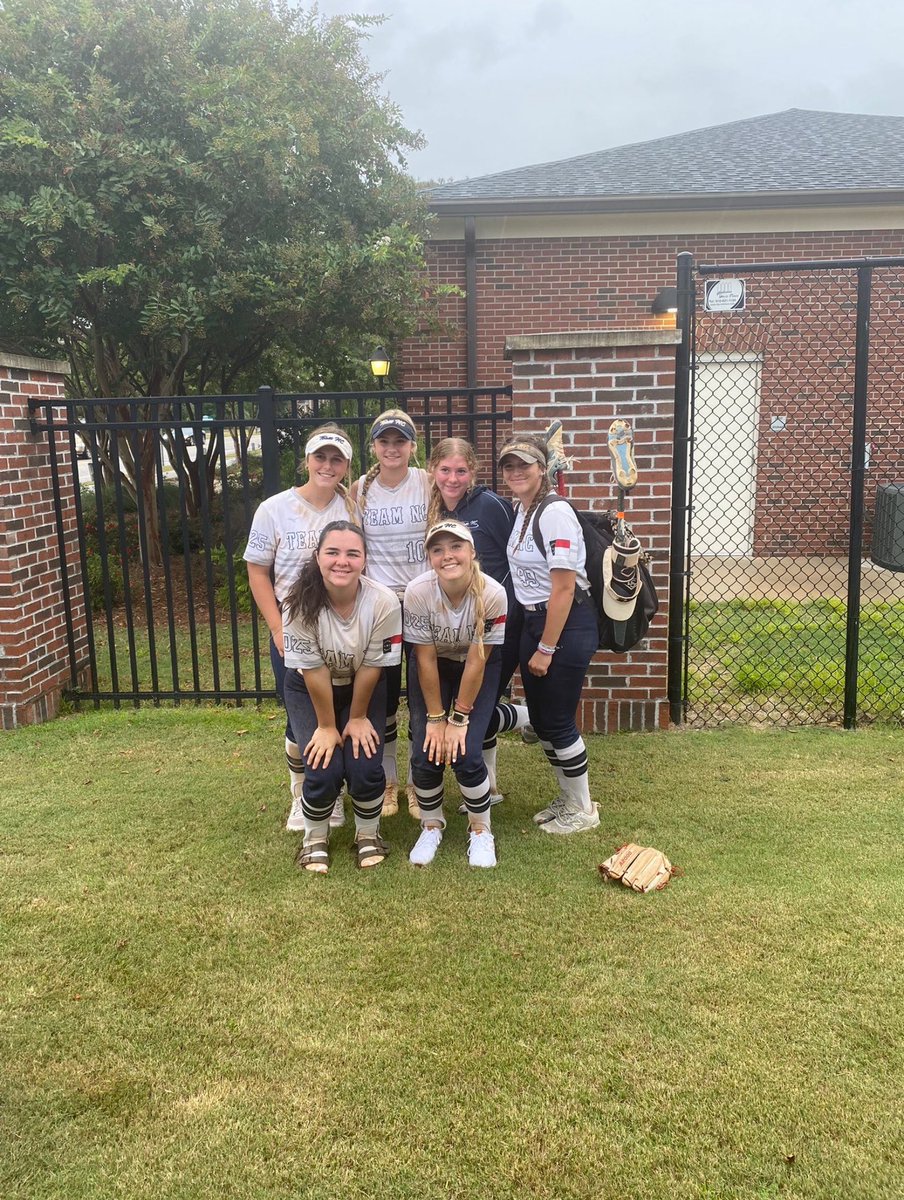 Great day today <a href="/UNCWsoftball/">UNCW Softball</a>!! Thank you <a href="/AshleyWadeUNCW/">Ashley Wade</a> and <a href="/CatchingIron/">Parker Stevens</a> for the great instruction and feedback!!
@TeamNCBaylog16U <a href="/TeamNCSoftball/">Team North Carolina Softball</a>