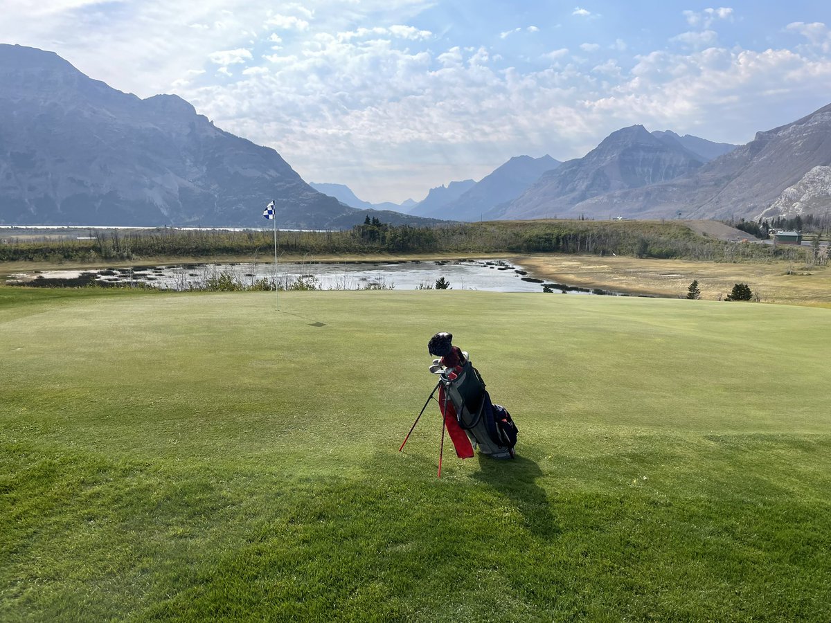 bohnysty's tweet image. Waterton Lakes was awesome today, strong winds but the course is in great shape