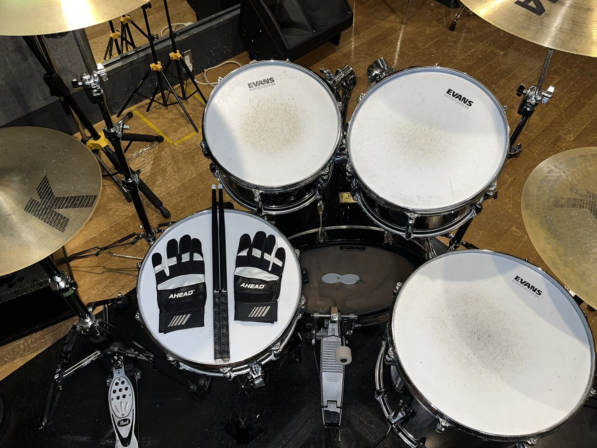 fp_710's tweet photo. 良い気分転換になった！😆👍🥁
#BassonTop 
#AHEADdrumstick 
#PearlDrums 
#YAMAHADrums 
#FP710 https://t.co/xzF5P5R2BX