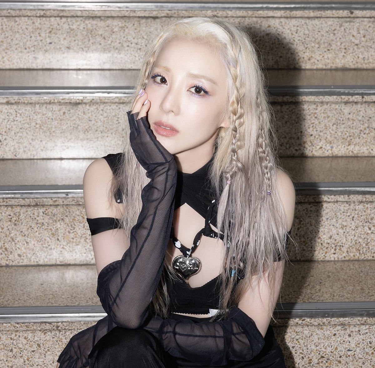 WeLoveDara's tweet photo. [INFO]

According to Newsen Korea, #SandaraPark will be gracing the red carpet of the 2023 Seoul Drama Awards to be held at the KBS Hall on Sept 21 from 6pm KST onwards!

🔗: https://t.co/Guos32NPJt

#산다라박 #DARA #다라 @krungy21 https://t.co/IHpT2cSQ4v