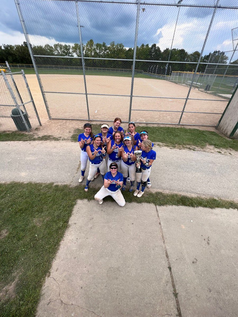 Ladies and Gentlemen your 2023 14u Michigan State Champs!  Make sure you follow <a href="/DukesNational/">Lady Dukes National - Steele</a> bc this team is just getting started.