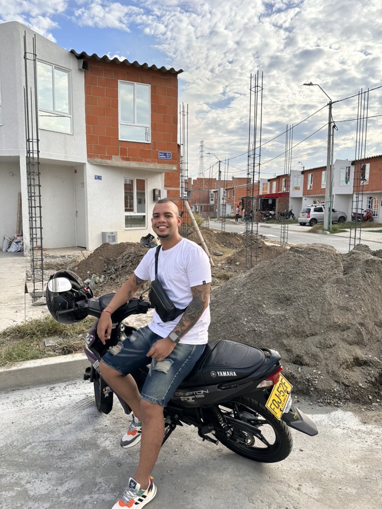 cmilo9942's tweet photo. Ha esto le llamo felicidad🤩🏠 https://t.co/mKaUd8K3af