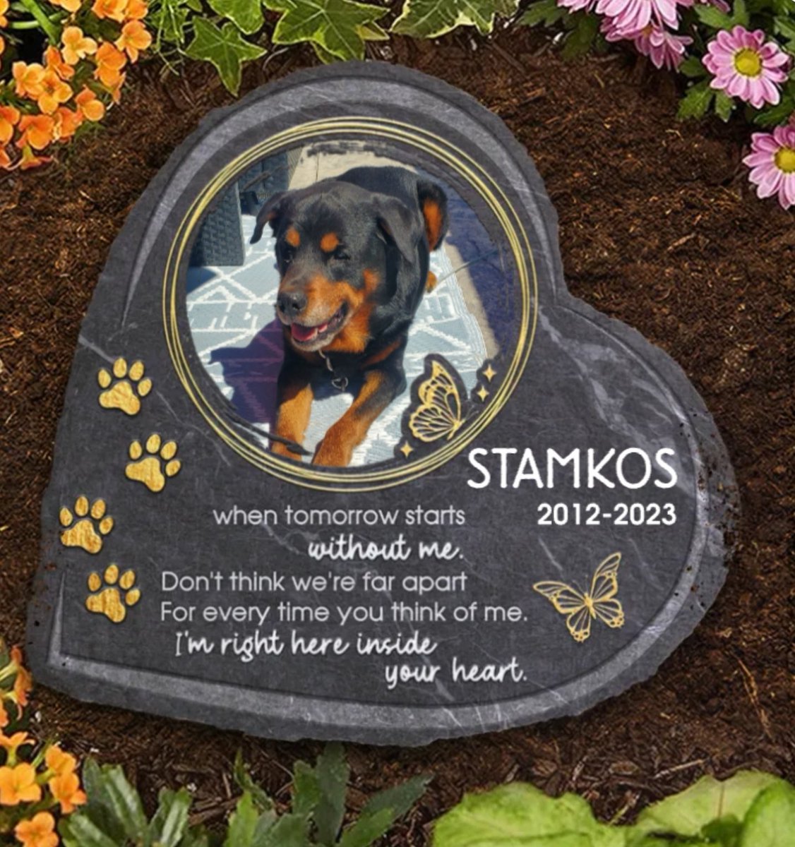 irishchicky28's tweet photo. It still hurts. I still cry. I miss you. https://t.co/9lSFsDp1ix