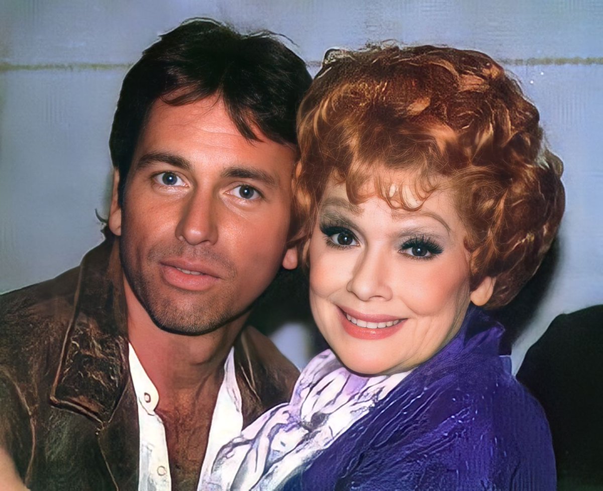 vintage1981's tweet photo. John Ritter was born on this day in 1948. He brought joy to many people ❤️
#JohnRitter
#ThreesCompany
#LifeWithLucy
#ProblemChild
#It
#FishPolice
#SlingBlade
#8SimpleRules
#CliffordtheBigRedDog https://t.co/cFJcfD8FoY