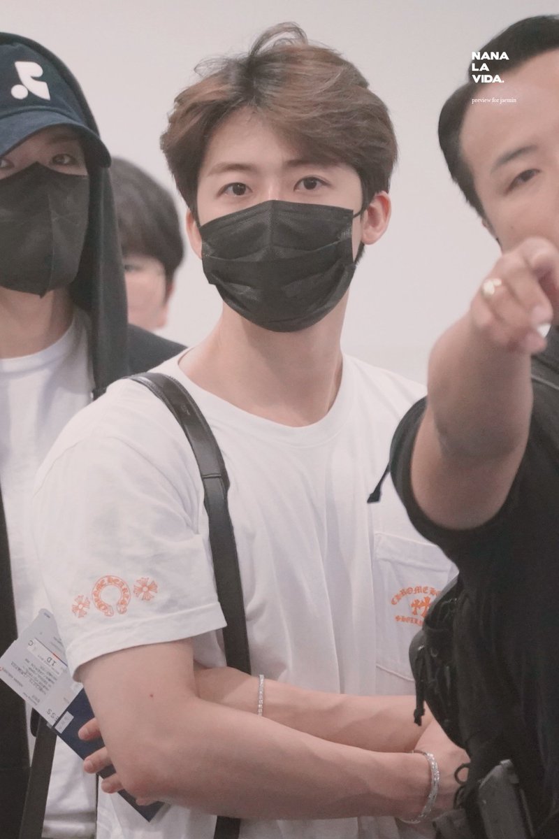 jungshasa's tweet photo. INI MBA FS NYA APA GAK GEMETER YA DILIATIN JENO JAEMIN 😭😭😭😭😭😭😭😭😭😭😭😭😭😭😭😭 https://t.co/tLvmMebGRY