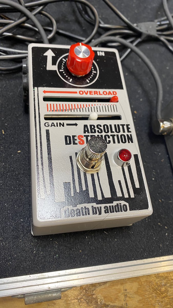 itsjustduran's tweet photo. My absolute favorite fuzz pedal lately.
#AbsoluteDestruction #deathbyaudio https://t.co/7HGOeYBcCG