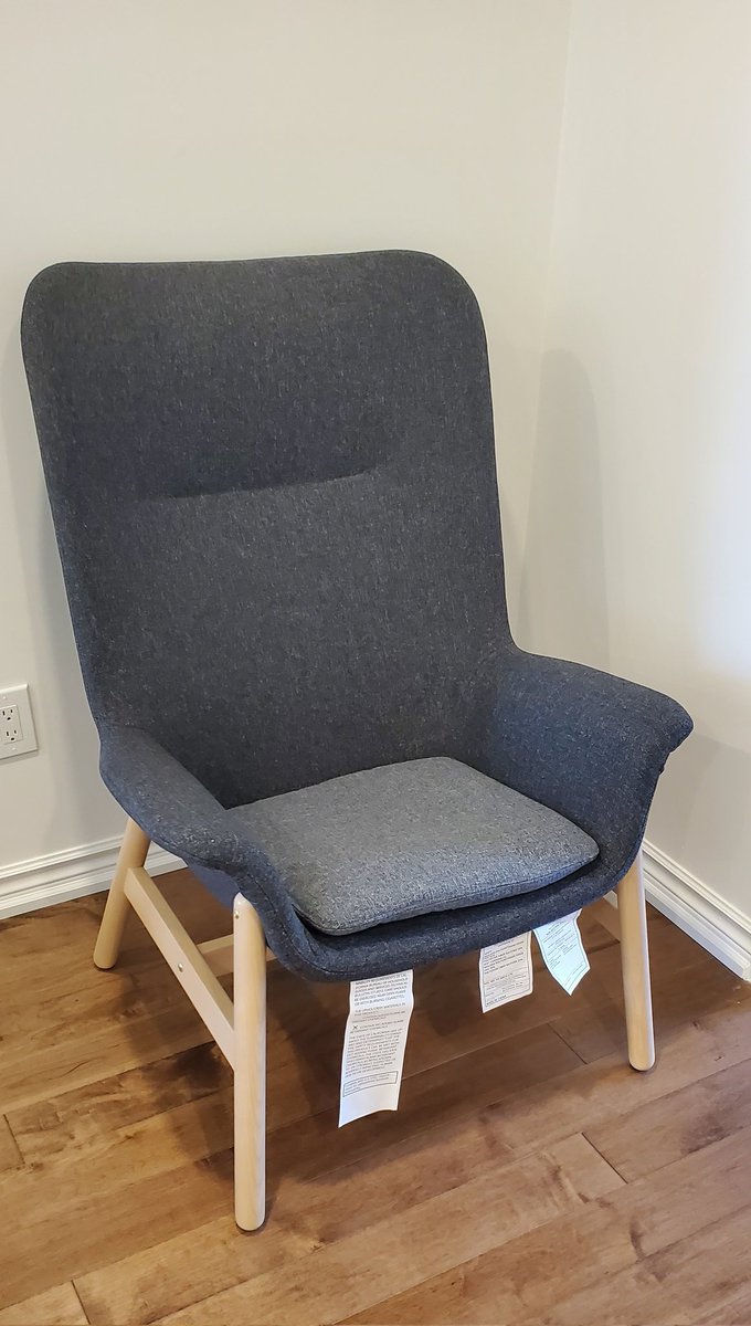 TaskerMattTor's tweet photo. #furniture #furnitureassembly  #ikeaassembly #bedassembly  #Toronto #Mississauga #Scarborough 
#ikea #vedbo #armchair https://t.co/mffAxwkNJl