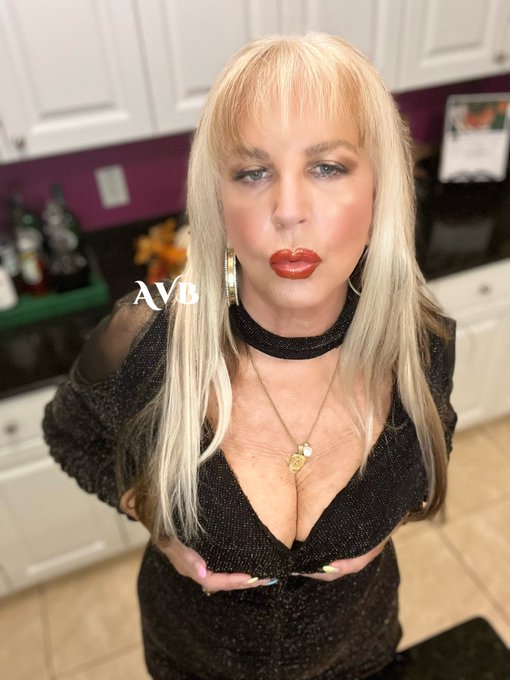 Good night hotties! Sweet sexy dreams.  #tampagilf #Allnatural #xxxgranny https://t.co/Uz0aXjtH0D<a href="/tag/tampagilf"class="tags">#tampagilf</a><a href="/tag/allnatural"class="tags">#Allnatural</a><a href="/tag/xxxgranny"class="tags">#xxxgranny</a>