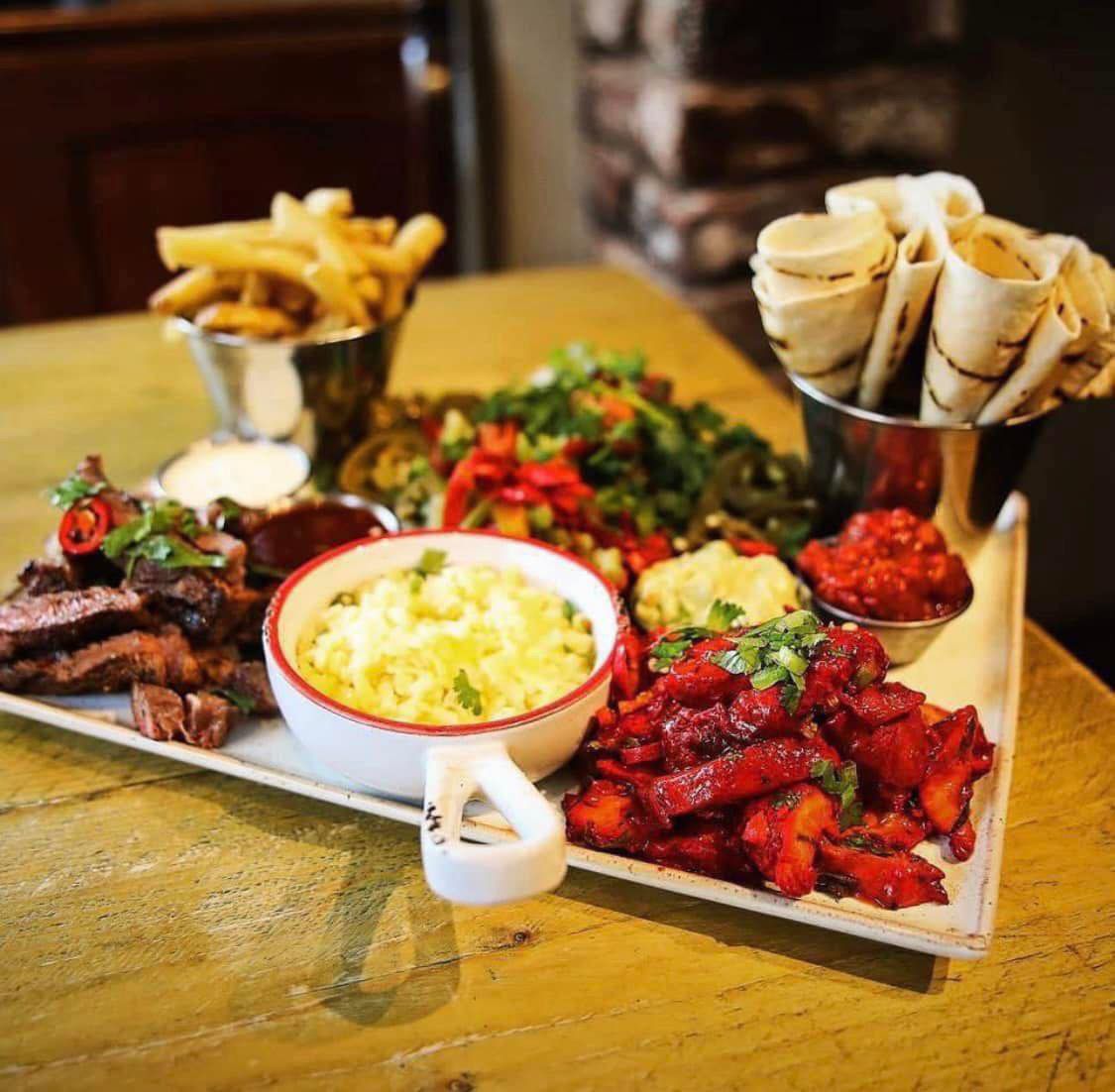 thefatboar's tweet image. 🌯⭐F A J I T A - T U E S D A Y⭐🌯

It's Fajita Tuesday...featuring sizzling hot fajitas served with all the trimmings for just £18 with a choice of either Wrexham lager, house wine, cocktail or a soft drink...

Available 12-9pm

Book your table now! 🌮🍴