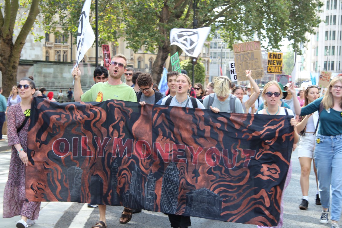We are Collaborating with  @fossilfreeLDN for 

Oily Money Out Conference 
We demand an #EndFossilsFuels
📍London 
📅14-16 Oct Workshops
📅17-19 Oct  Conference & Actions 

Join us: 
oilymoneyout.uk 

See you on the Streets! 
#ClimateActionNow