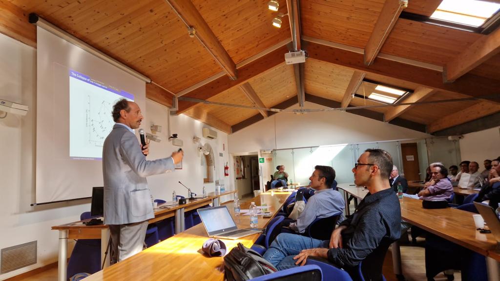 Dises_Univpm's tweet photo. It was a privilege to host the conference on “Economic Policies and Sustainability in Times of Inflation, Banking, and Financial Instability” in honor of Prof. Marcello Messori. Over two days, several outstanding presentations addressed current economic policy issues. https://t.co/73wUeh5ugQ