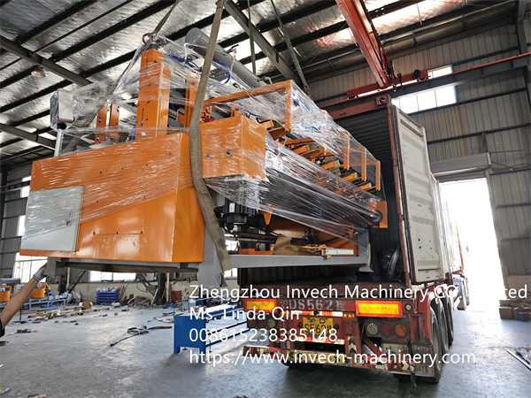 Wood Pallet Leg Nailer Machine to Vietnam with 5 guns,and length to 2600mm.