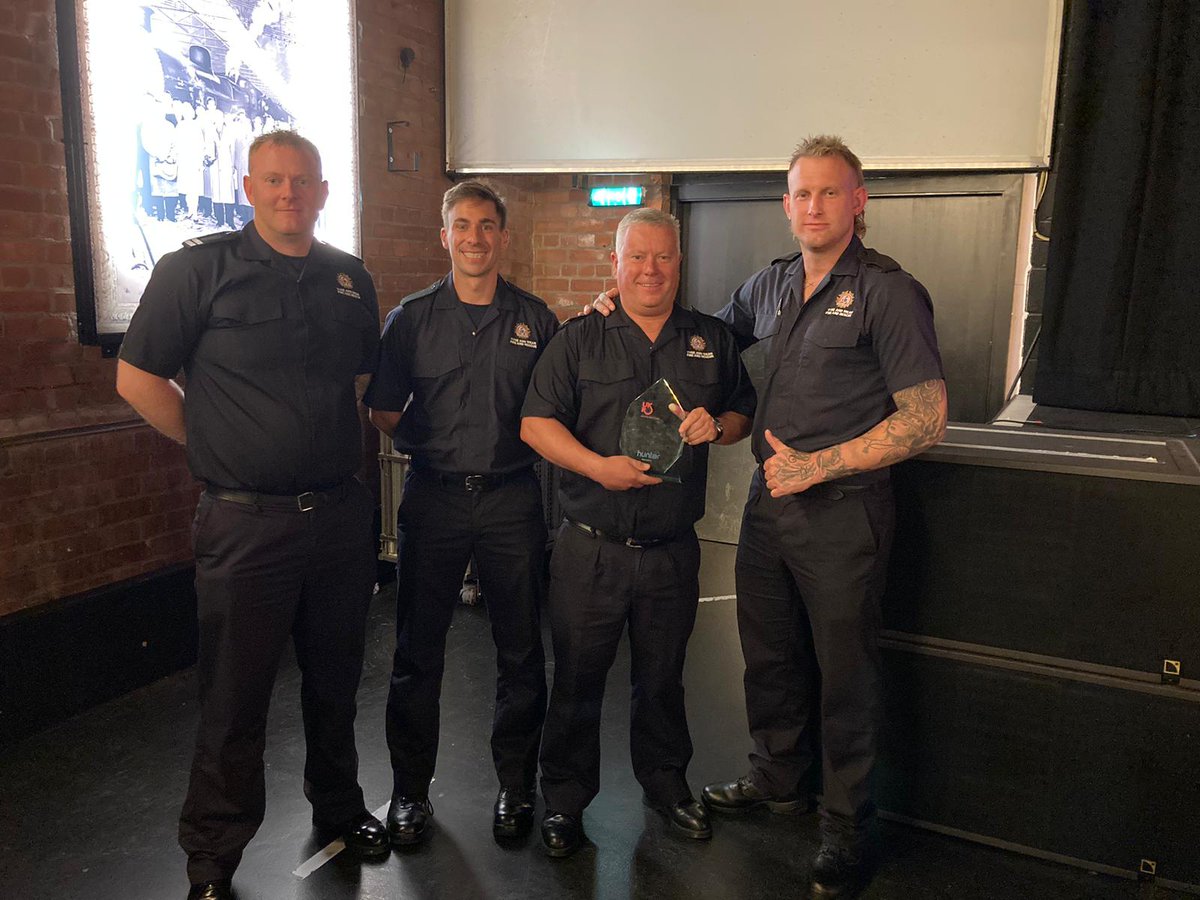 Tyne_Wear_FRS's tweet photo. The cream of the crop 🏆

At the weekend we had a team competing at @_ukro  and they came out as winners in the Heavy Rescue Challenge alongside @AvonFireRescue 🙌

Thank you for representing us so brilliantly over the weekend and well done on the win🧡 https://t.co/OEsWqwXYVh