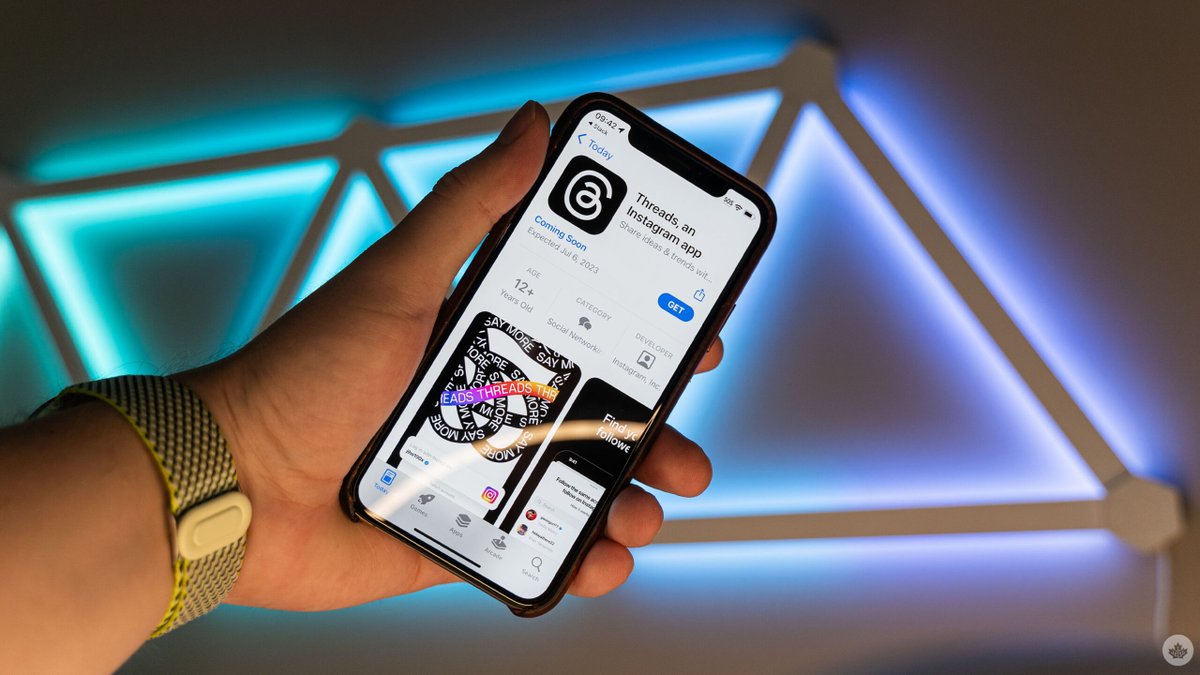 soft4k's tweet photo. Meta Platforms, previously known as Facebook, is on the verge of introducing the web version of its innovative text-focused social media platform, Threads. 

Read more:
https://t.co/etXrlp1oS3

elon_musk #meta#treads#AI #it #news https://t.co/zFksoIJsj3