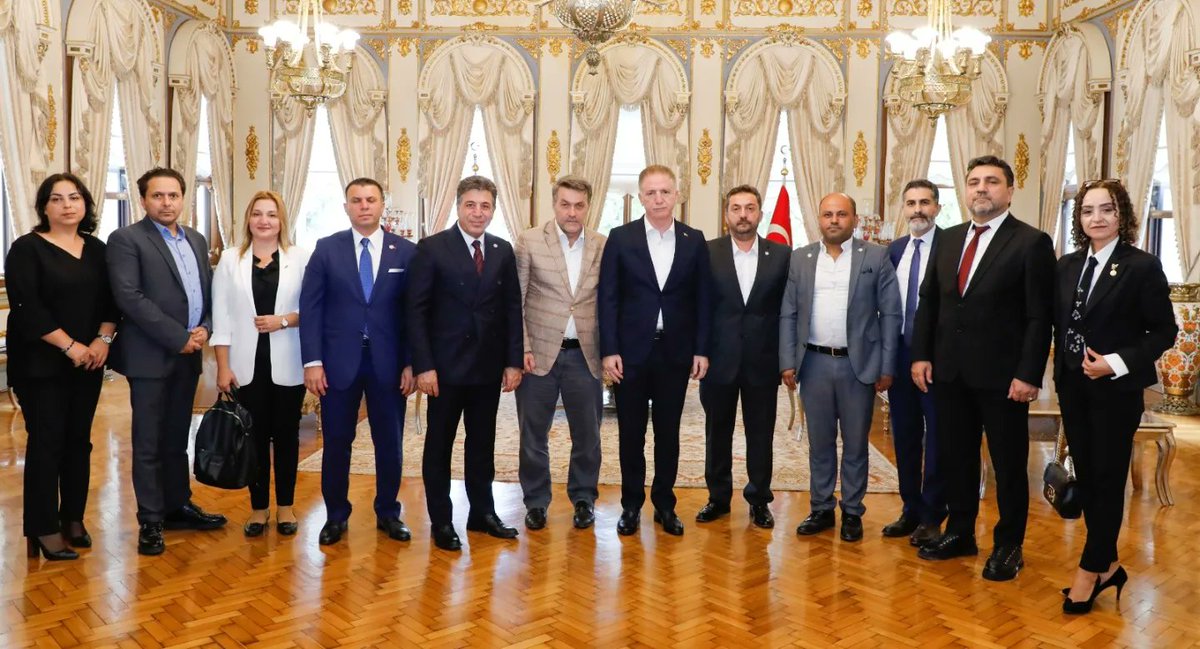 iosidorgtr's tweet photo. İOSİD Başkanı Sn. Ahmet AKKAYA ve Yönetim Kurulu Üyeleri olarak, İstanbul Valisi olarak atanan Sn. Davut GÜL beyefendiye makamında hayırlı olsun ziyaretinde bulunduk. 
   Sayın Valimize nazik misafirperverliğinden dolayı teşekkür ediyor, yeni görevinde başarılar diliyoruz. https://t.co/5SZ6fnVE9A