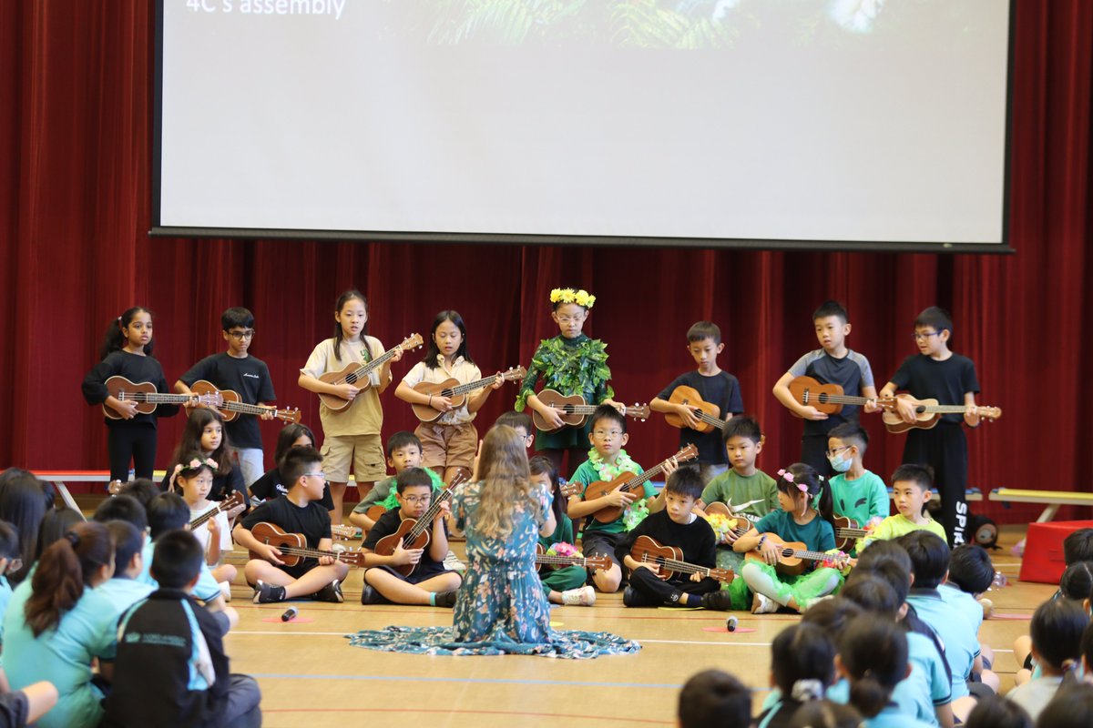 NAISHongKong's tweet image. Our Primary assembly last Friday came from 4C who have been fully immersed in the Rainforest this term; in Humanities (Geography), Science (Habitats) and English (The Kapok Tree)!
#NAISHongKong #NordAngliaEducation #NAEBeAmbitious #CreateYourFuture #Primary #SchoolAssembly