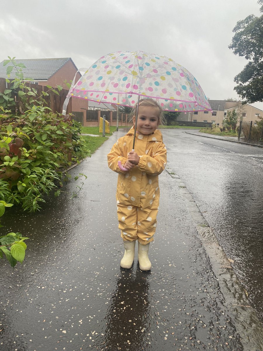 gemmaday90's tweet photo. My little ray of sunshine https://t.co/4YMZUWnvv0