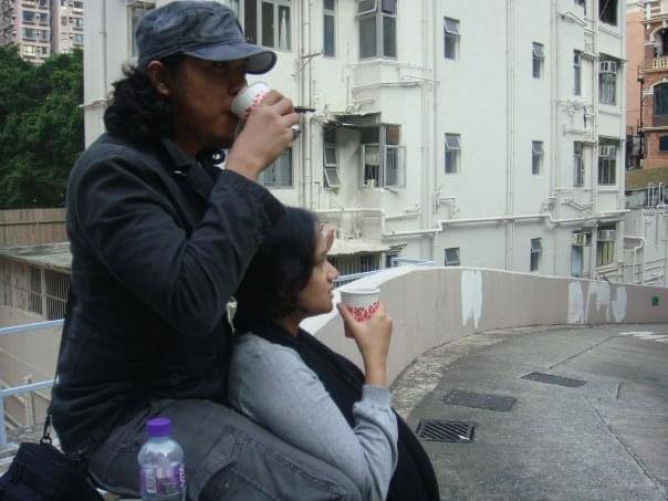 darmurisiwi's tweet photo. “Kalau cari pasangan, jangan membayangkan kebahagiaan dari pasanganmu. Pastikan dulu kamu sudah bahagia dengan dirimu sendiri. Nanti kalau sudah berpasangan, lombanya bukan lagi meminta kebahagiaan tapi saling berbagi kebahagiaan yang dimiliki masing-masing.” — Mas Sabrang MDP https://t.co/Bzjgj1K0c1