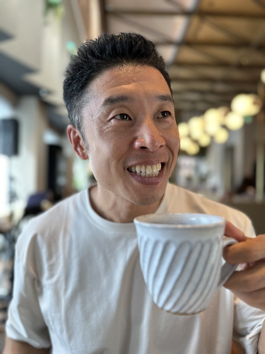kinnikun0917's tweet photo. 9月17日に45歳になりました。

誕生日という事でホットティーを飲みました。

いつもと変わらない日常。

今年はホットな一年にしたいですね。

お笑いもずっと変わらないんですね。

あははは😄✨

パワー
なかやまきんに君 https://t.co/PT8o5dG9YX