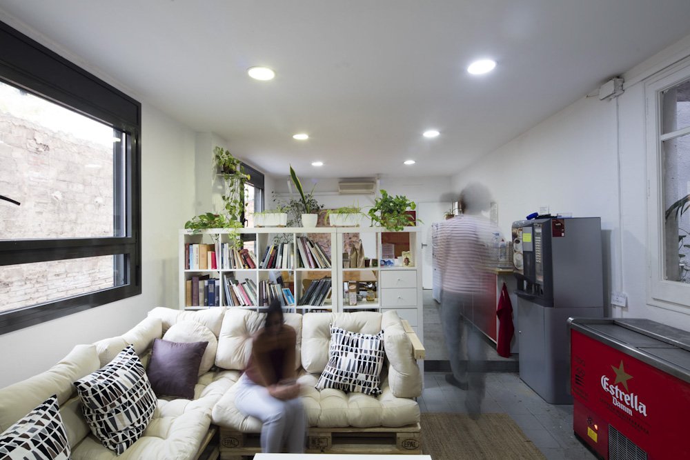 Hola lunes! Por aquí ya estamos a tope. ¿Cómo se presenta vuestra semana? Ánimo 

Hola dilluns! Per aquí ja estem a tope! Com es presenta la vostra setmana? Ànims i a per totes 

Hello Monday! We are working at full around here! How is your week going? All the luck and go for it