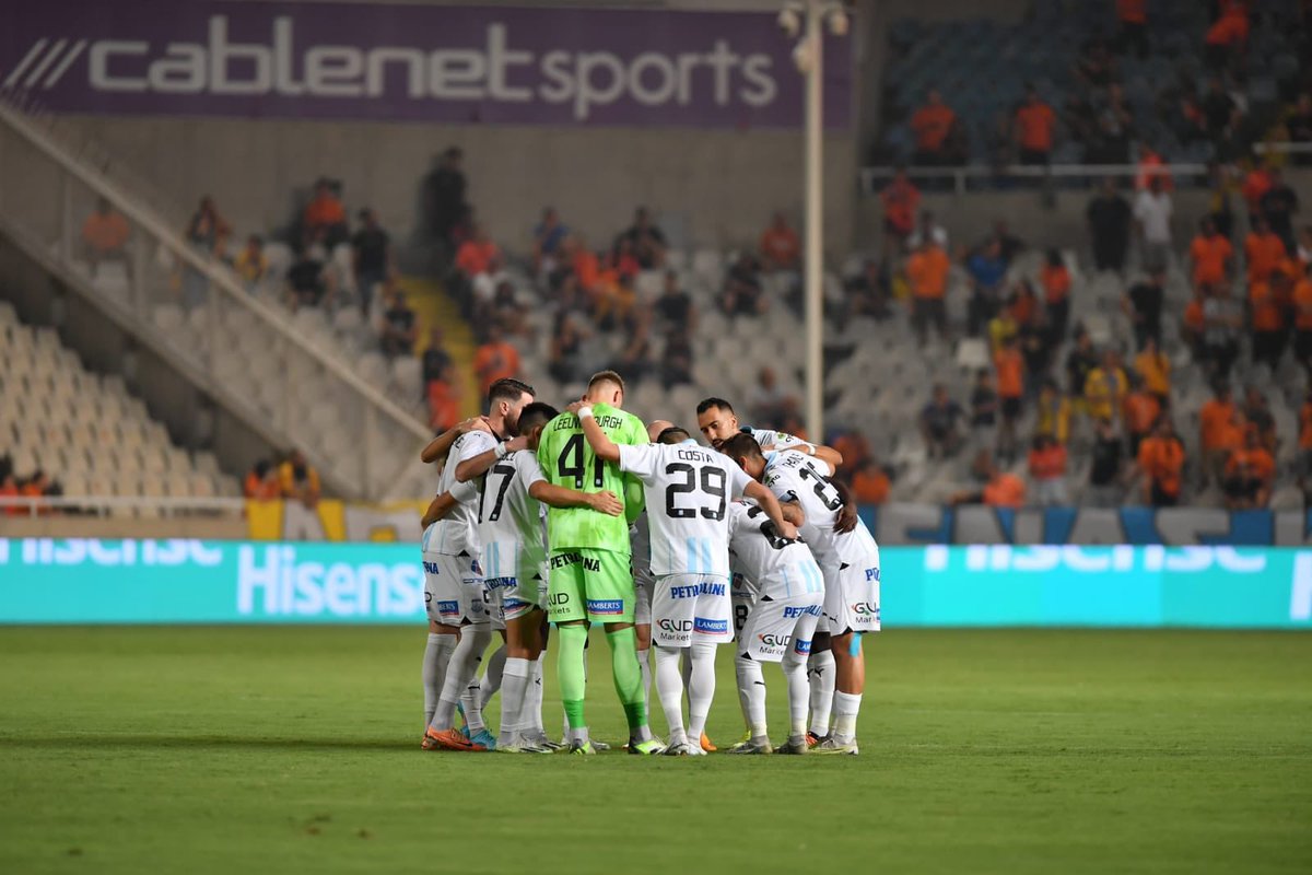 MathieuVal8's tweet photo. We would prefer to get 3 points but we remain undefeated this season. We keep pushing together as a team and we will continue to progress. Let’s go #Apollon 🔵⚪️ https://t.co/UOdBpxstxI